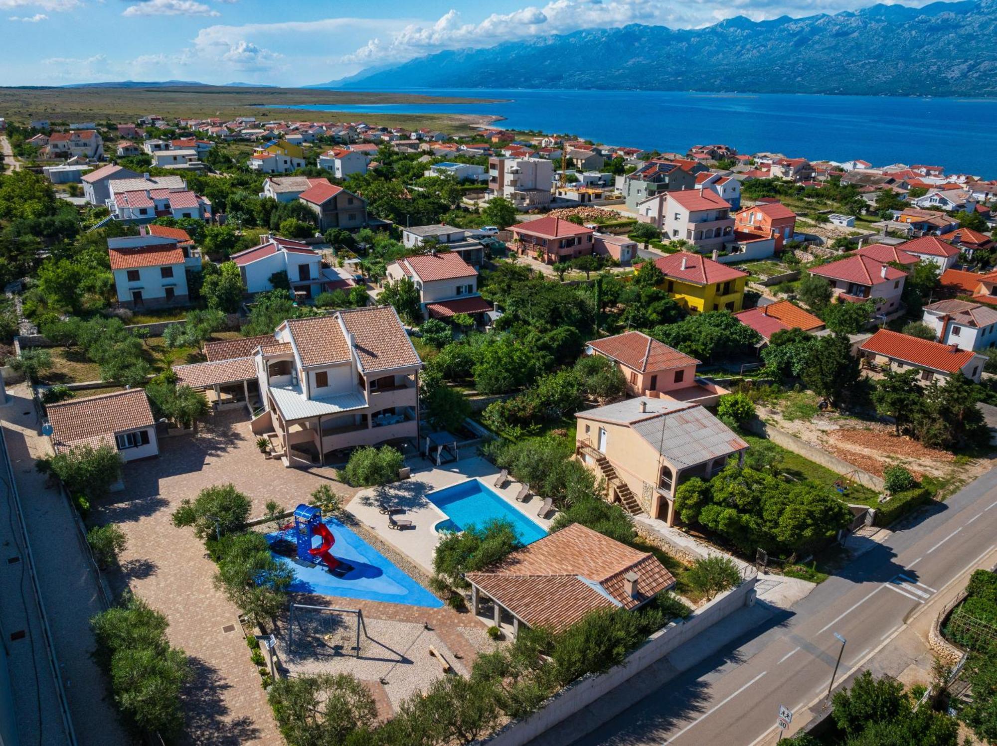 Villa Zlatni Dvori Zadarvillas Razanac Exterior photo