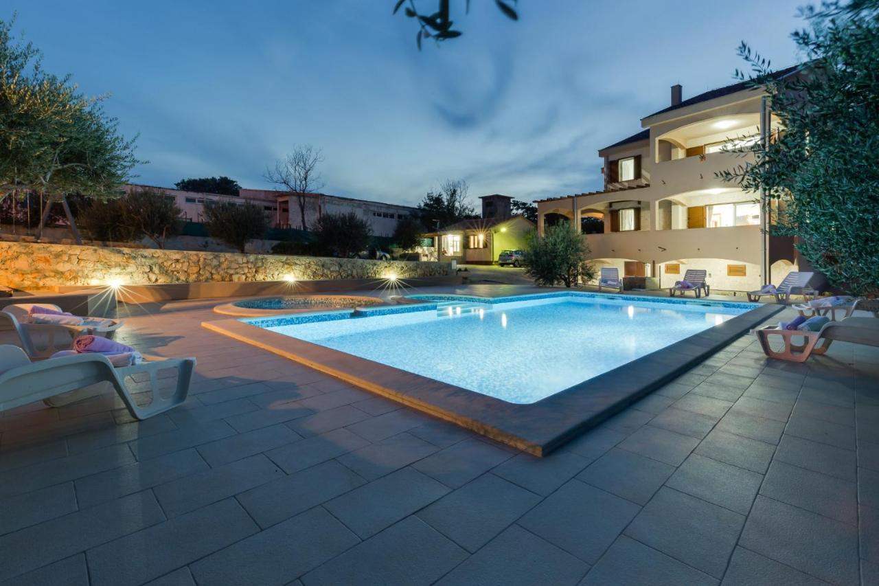 Villa Zlatni Dvori Zadarvillas Razanac Exterior photo