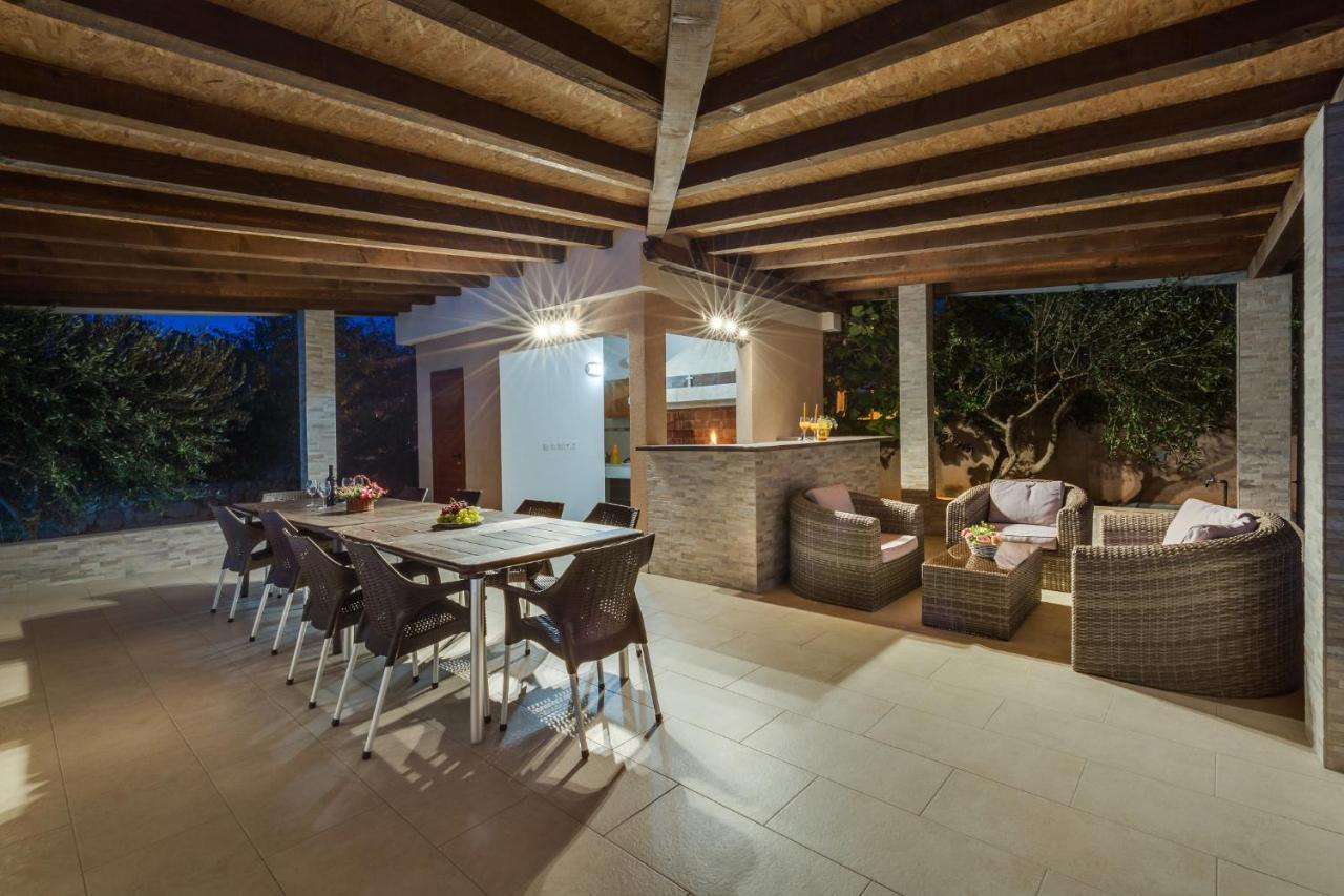 Villa Zlatni Dvori Zadarvillas Razanac Exterior photo